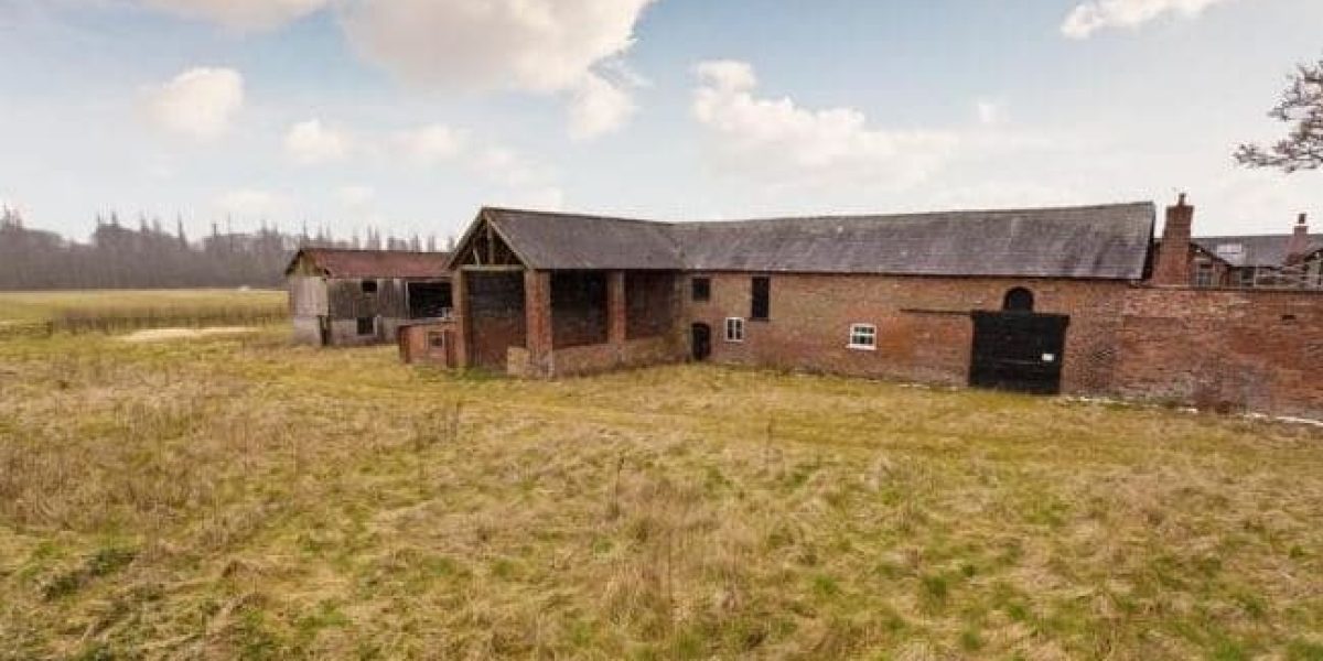 Detached house for sale